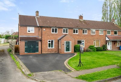 Property on Newchurch Lane, WA3 5RT