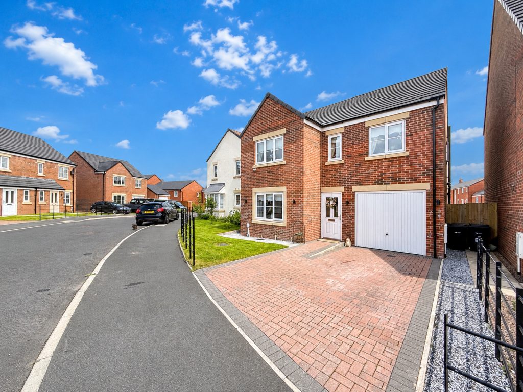 Property main image
