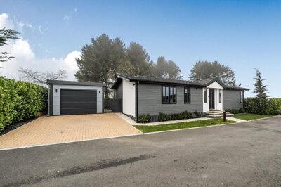 Property on Tyes Close, LN8 6FE