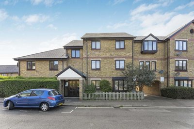 Property on Riverside Close, E5 9SP