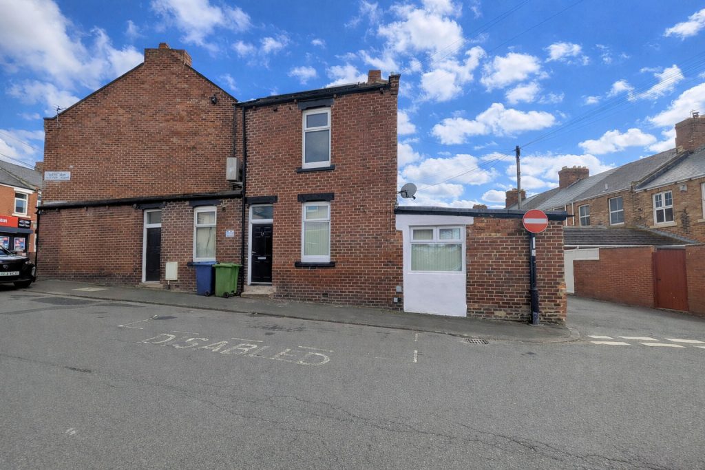 Property main image