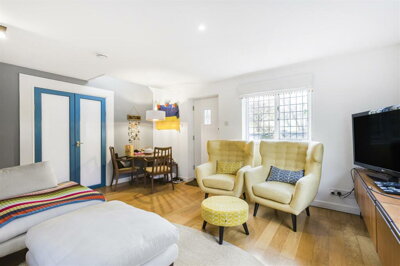 Property on Medcalf Hill, SG12 8TA