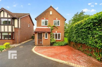 Property on Clos Gwastir, CF83 1TD