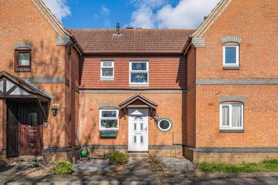 Property on Dairymans Walk, GU4 7FF