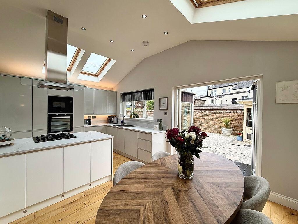Thumbnail 32