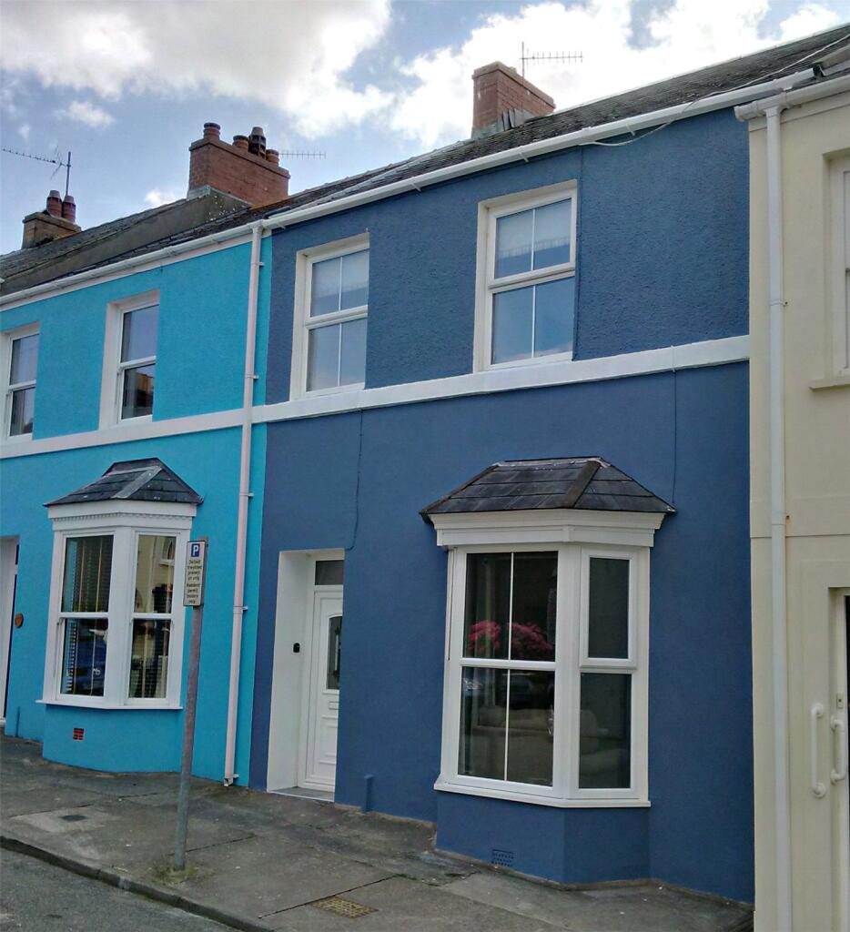 Terraced House