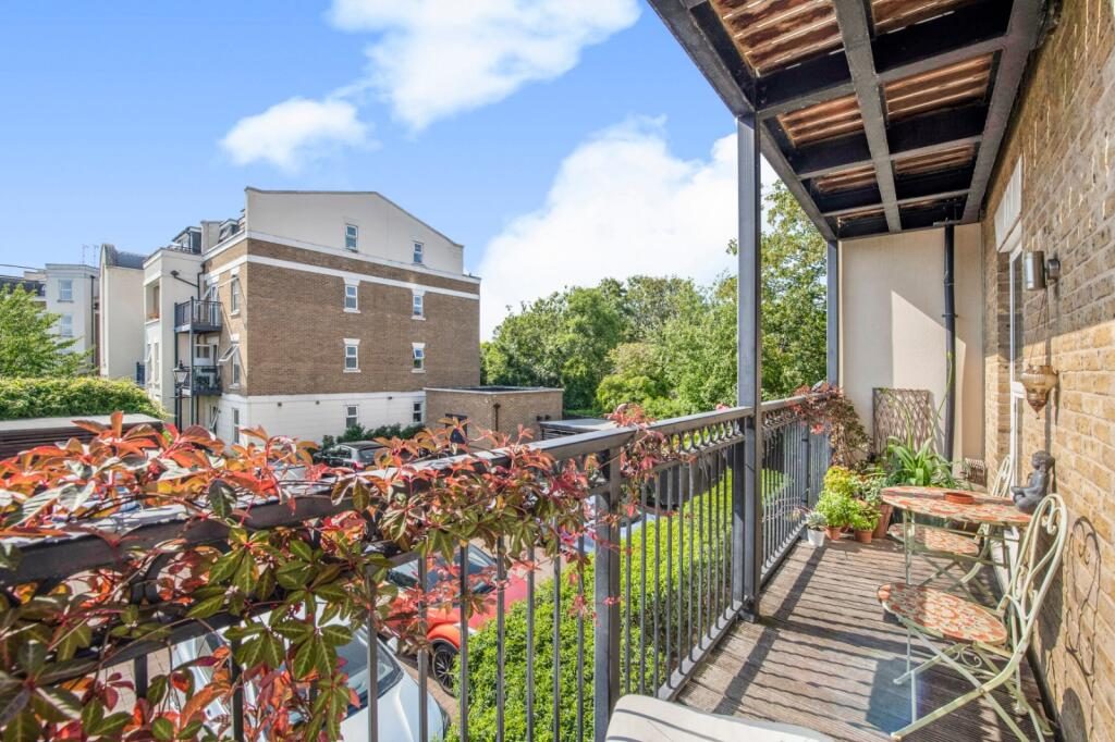 Property main image