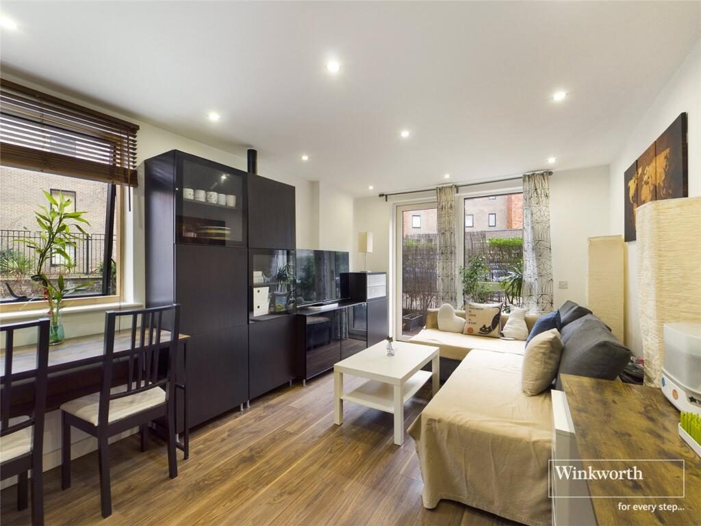 Property main image