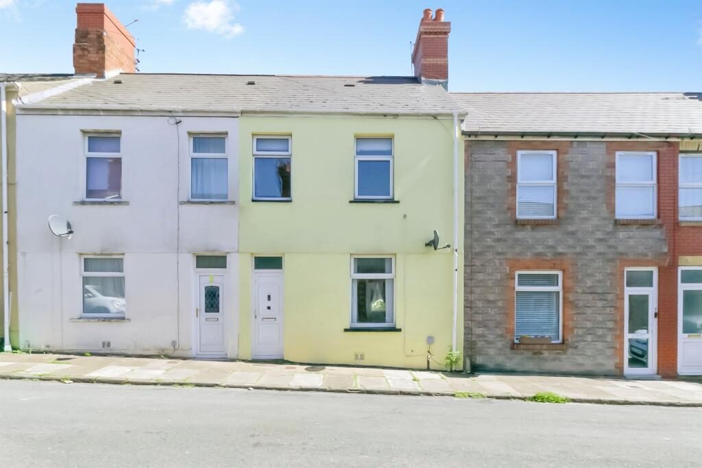 Terraced House