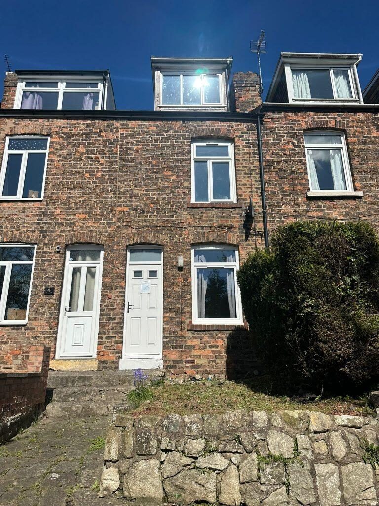 Terraced House