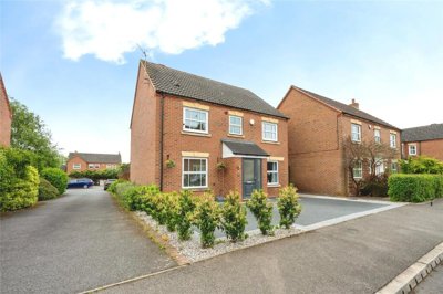 Property on Leylands Way, CV34 6DQ