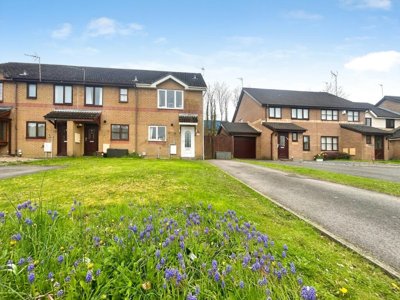 Property on Heol Maes-Yr-Haf, CF35 5PJ