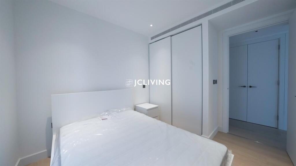 Thumbnail 38
