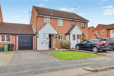 Property on Roding Way, SS12 9BB