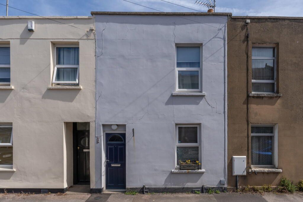 Property main image