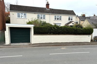 Property on Main Street, LE9 7TP