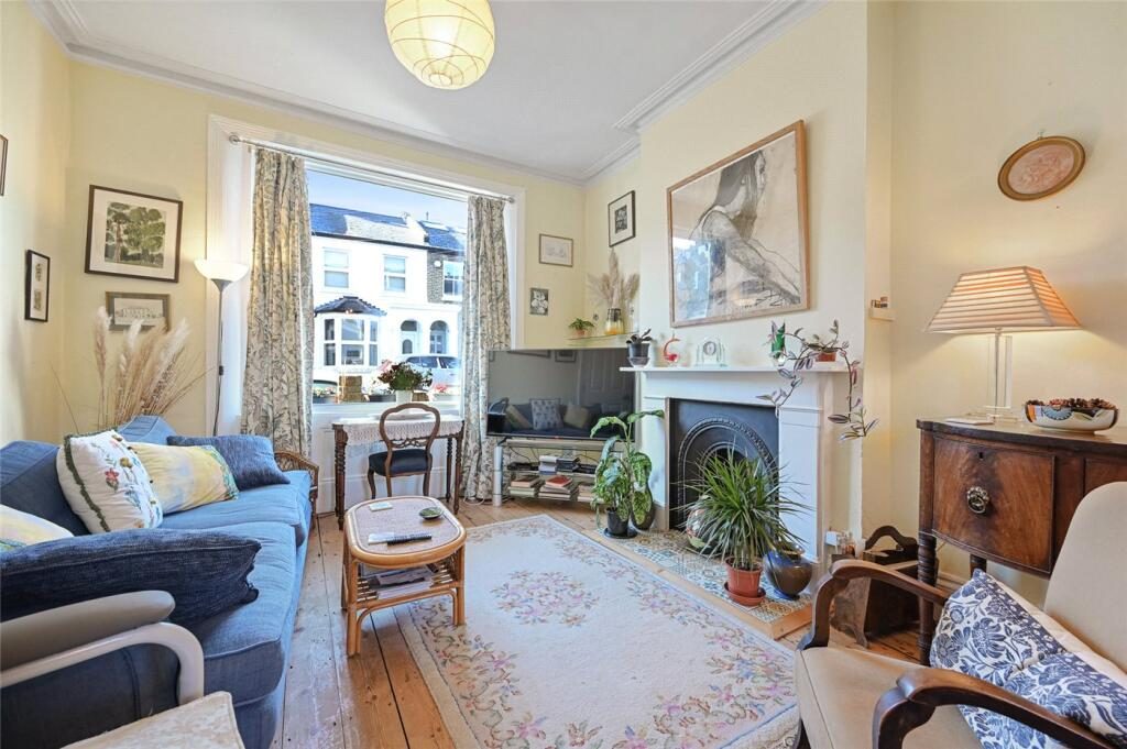 Property main image