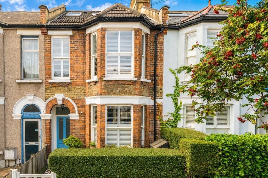 Terraced House