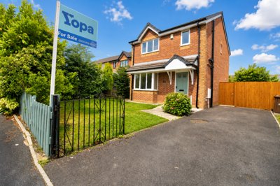 Property on Flowers Close, BB2 4FW