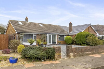 Property on Cleveland Road, BN13 2ET