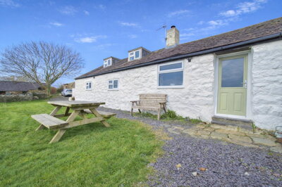 Property on LL54 5PT