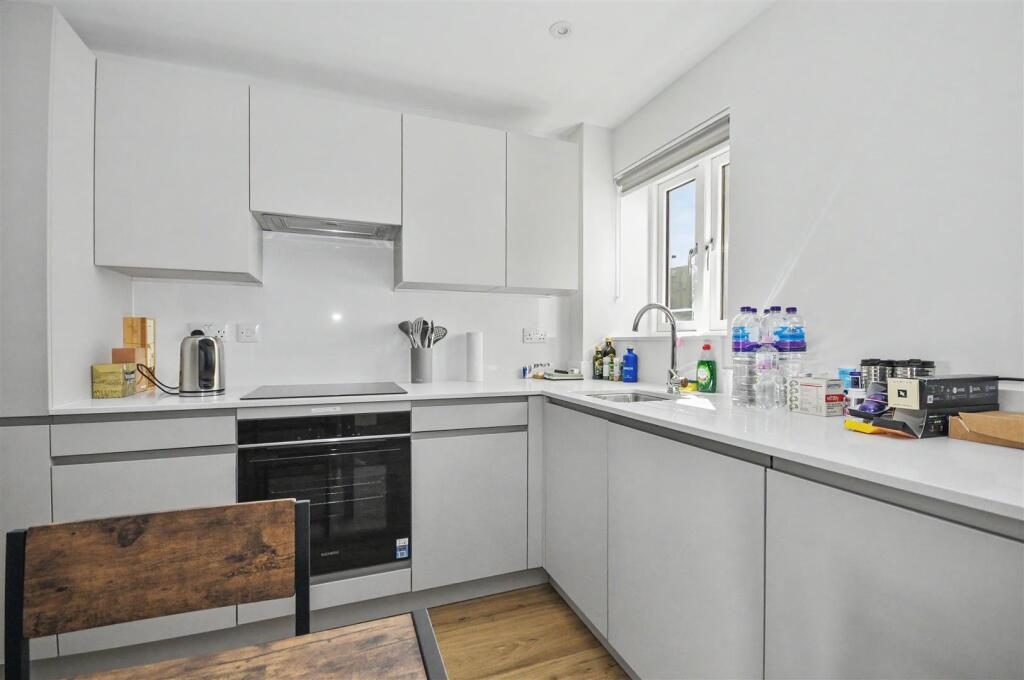 Thumbnail 10