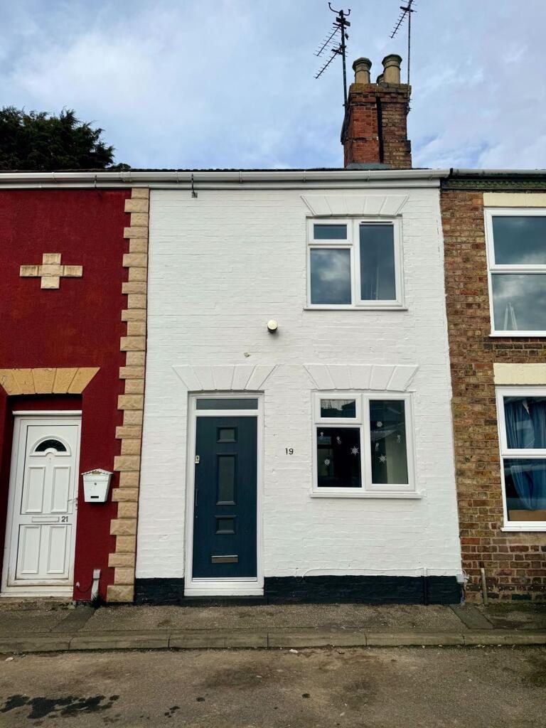 Property main image