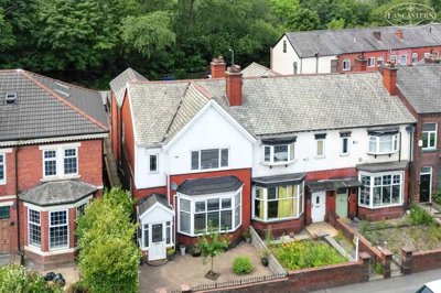 Property on Rishton Lane, BL3 2EH