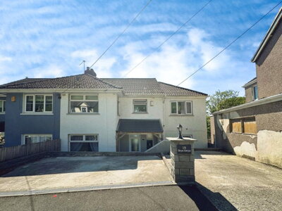 Property on Derllwyn Road, CF32 9DL