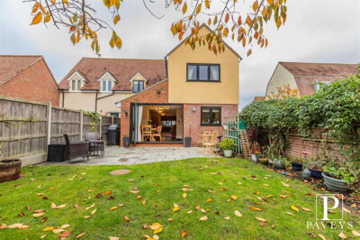 Property on Parsonage Lane, CO16 0DE