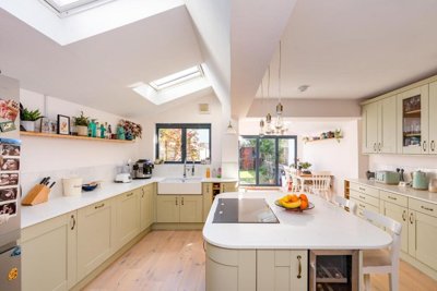 Property on Coronation Road, BS3 1RL