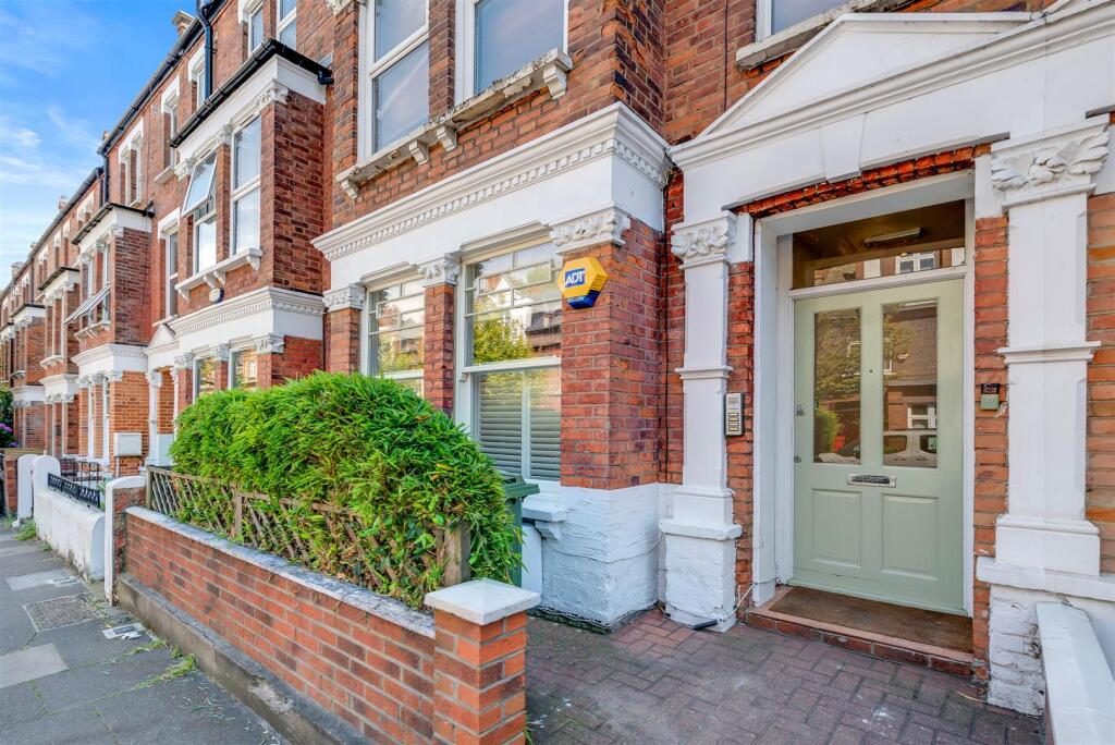 Property main image