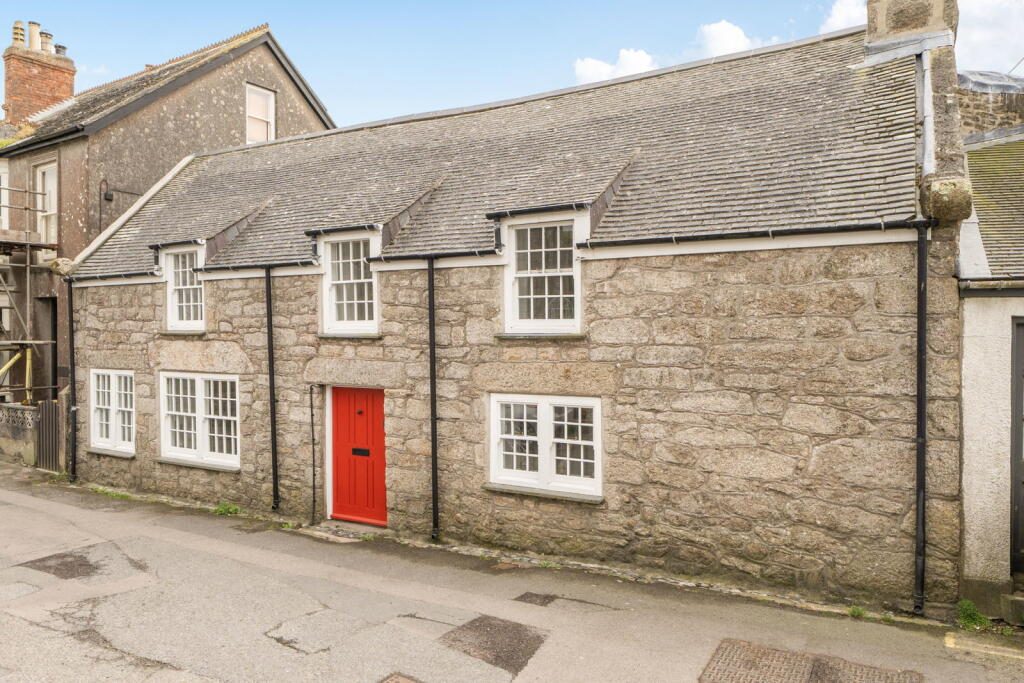 Property main image