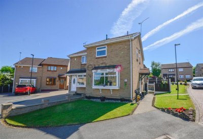 Property on Elcroft Gardens, S20 1GY