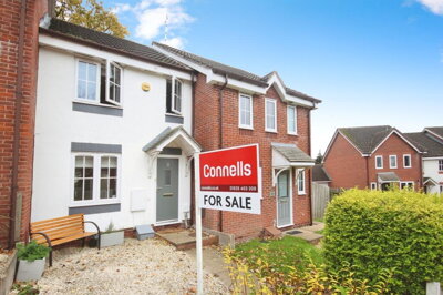 Property on Armscote Grove, CV35 7TP