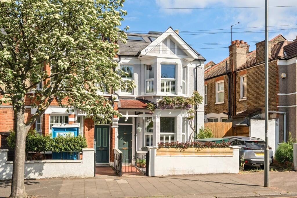 Terraced House
