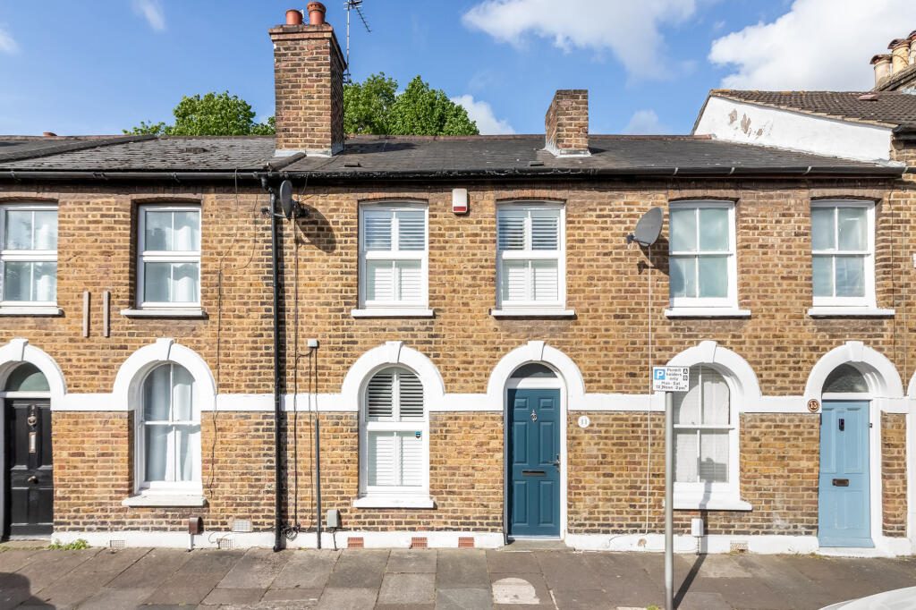 Property main image