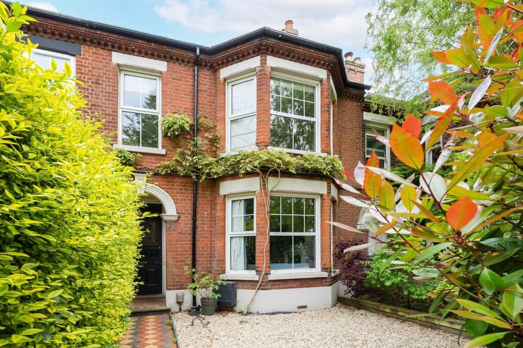 Property main image