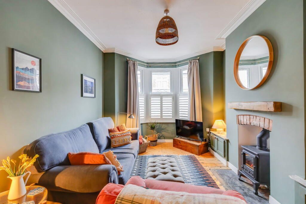 Terraced House