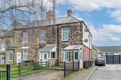 Property on School Street, S72 0AQ