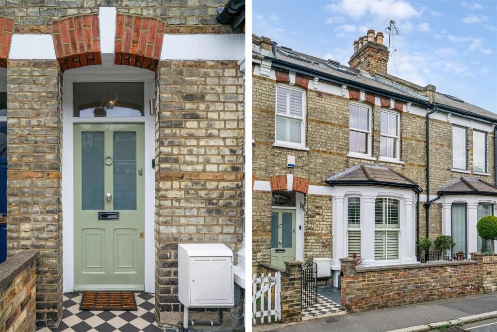 Terraced House