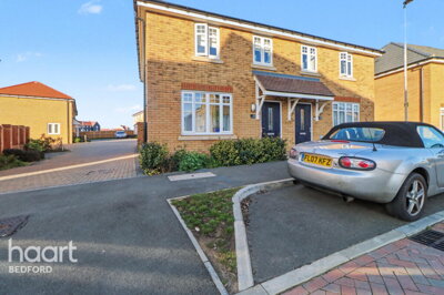 Property on Crane Lane, MK42 6GA