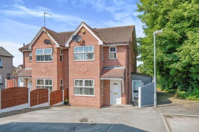 Property on Grange Road North, WA7 5SE