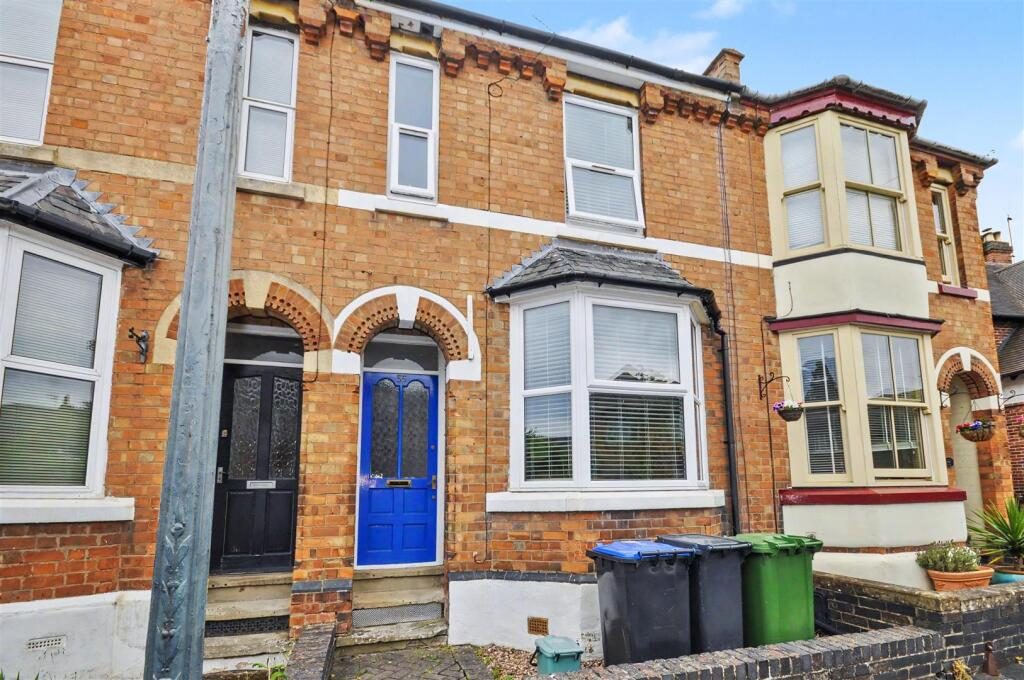 Property main image
