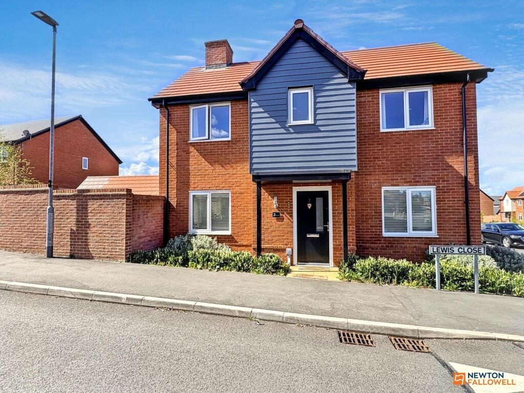 Property main image