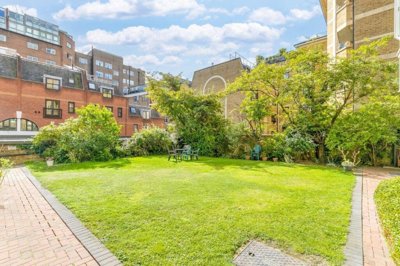 Property on St Edmund'S Terrace, NW8 7QL