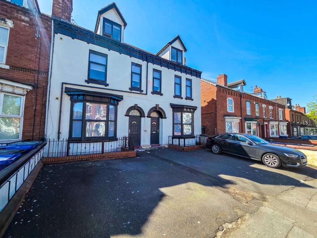 Terraced House