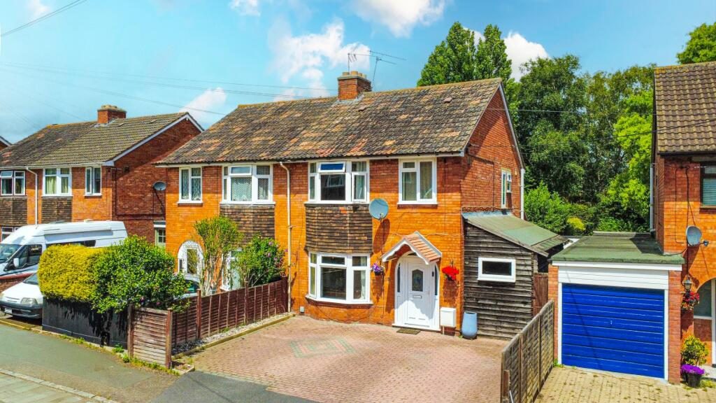 Property main image