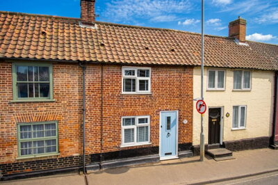 Property on Avenue Road, NR18 0QF