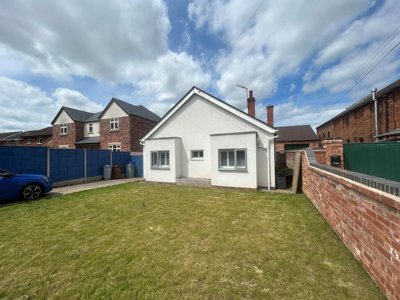 Property on Farndon Road, NG24 4SE